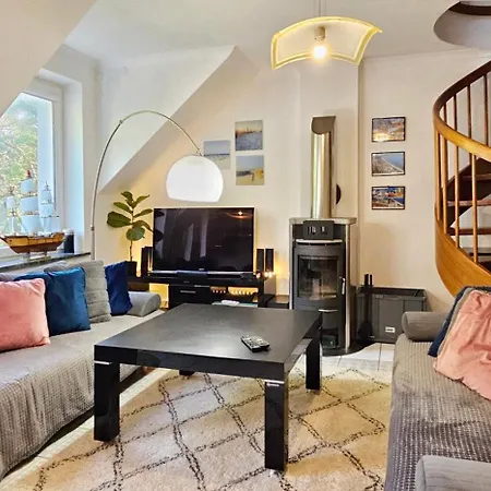 Apartment Dwupoziomowy Przy Plazy Z 2 Balkonami, 2 Lazienkami *