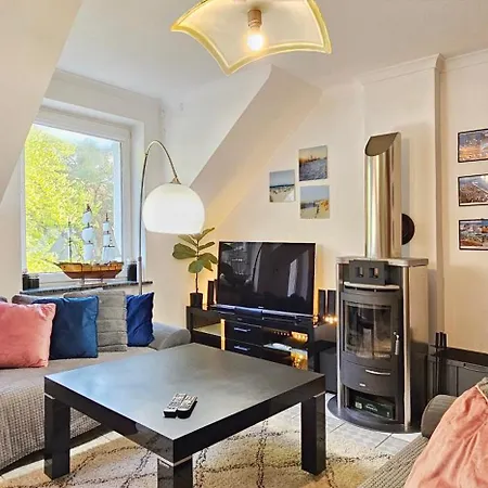Apartment Dwupoziomowy Przy Plazy Z 2 Balkonami, 2 Lazienkami Miedzyzdroje